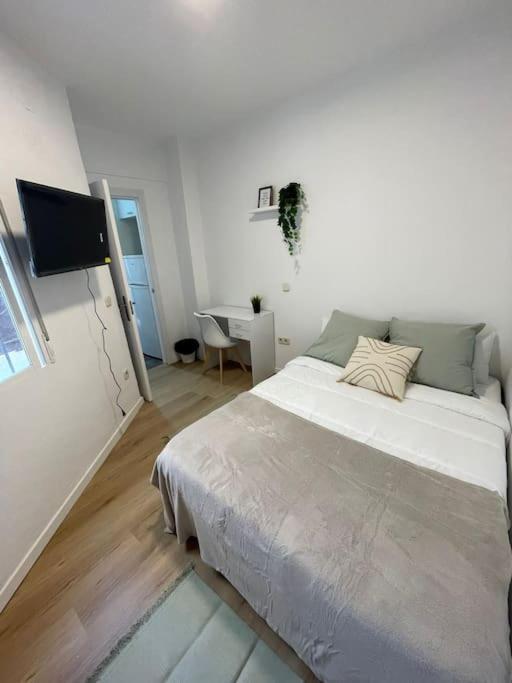 Juan Pantoja, Apartamento Para 2 En Metro Alvarado Madrid Kültér fotó
